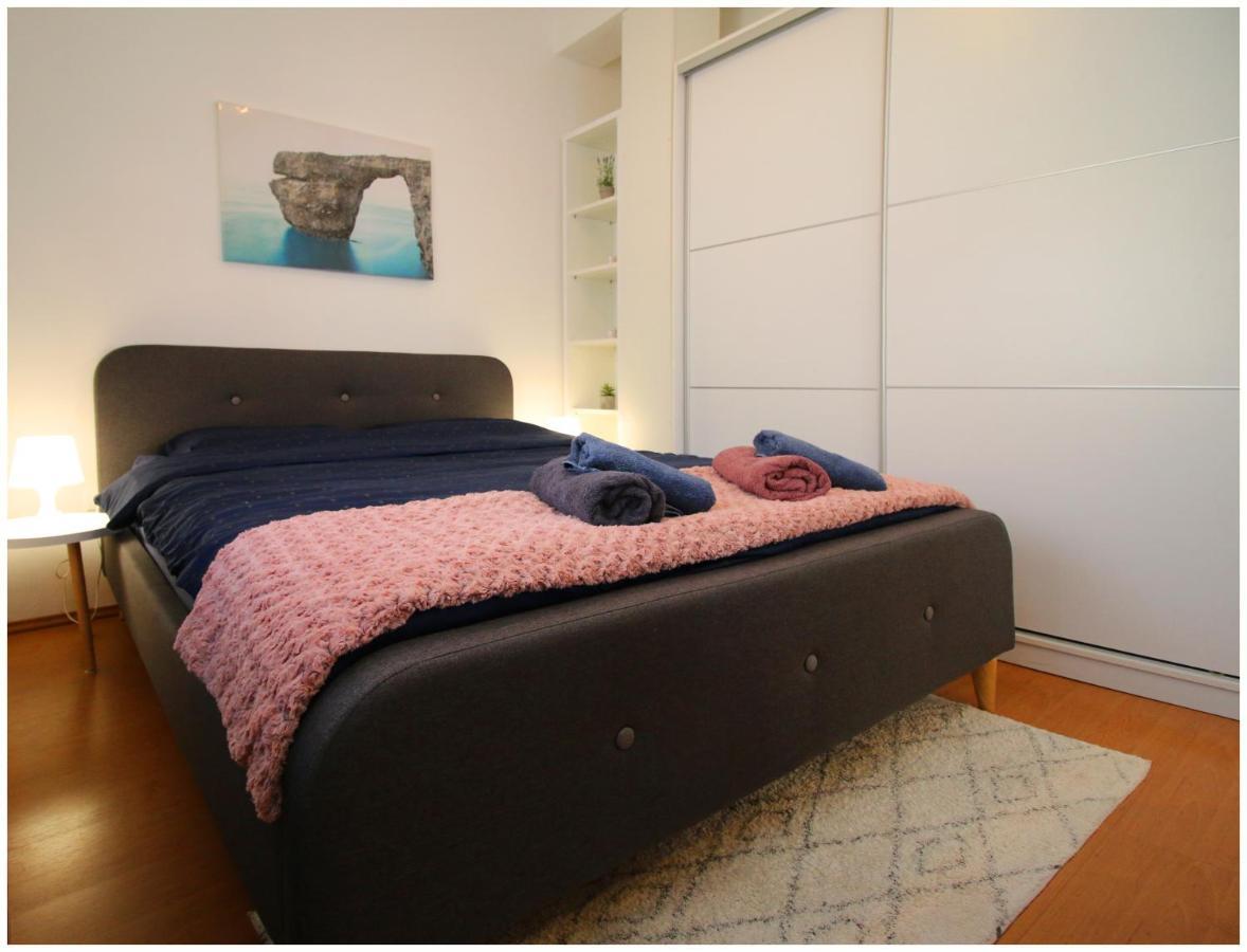 Studio Apartman Elena Primošten Εξωτερικό φωτογραφία